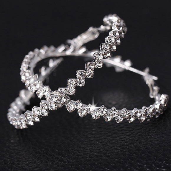 Crystal Zig Zag Hoop Earrings w/Clasp Back - Picture 2 of 8